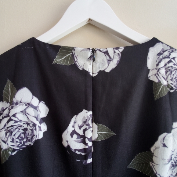 Pink Martini Floral sleeveless peplum top Small Size - Picture 5 of 9